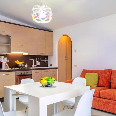 Haus Der Weisheit Apartment Giardini Naxos
